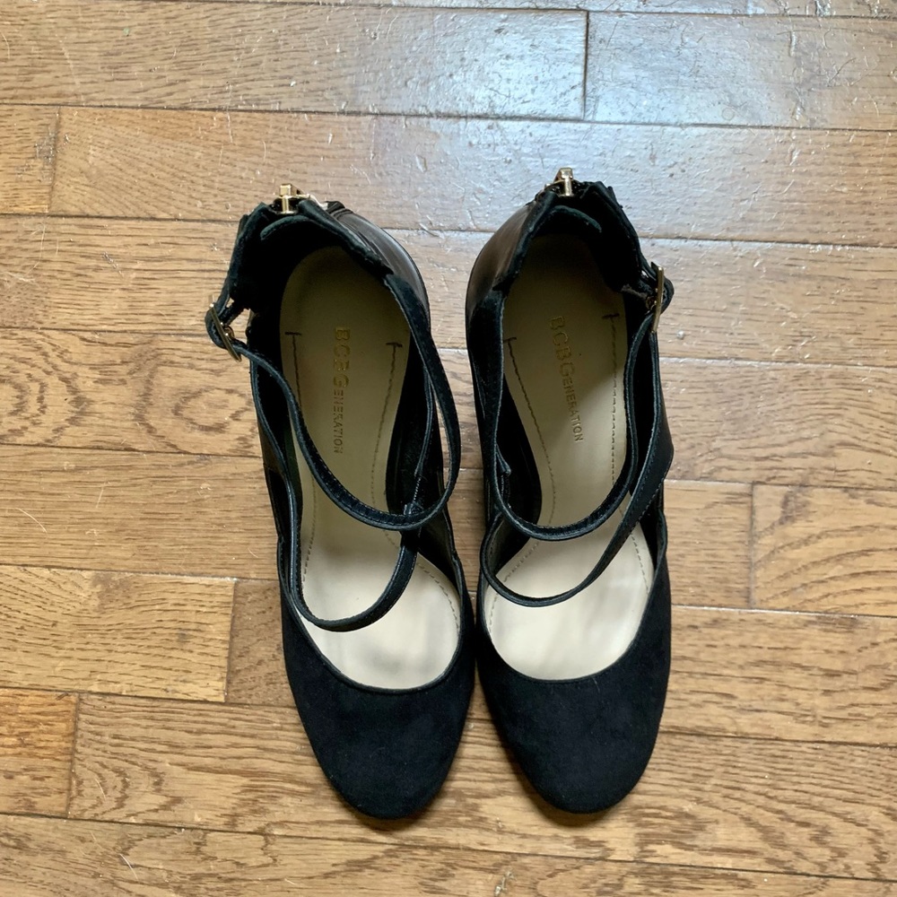 BCBG Leissa Black Block Heels Pumps Size Black - 9M - Picture 10 of 16